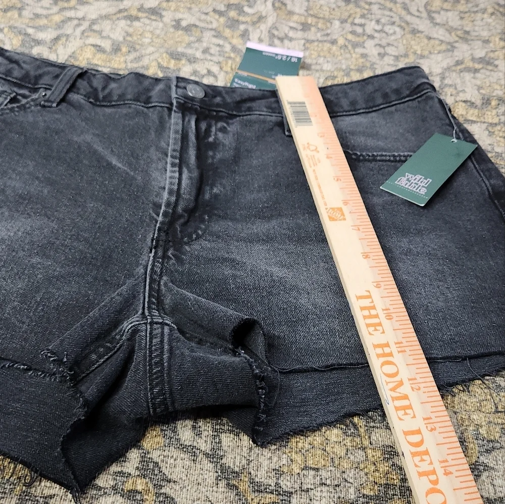 Women's Low-Rise Baggy Jean Shorts - Wild Fable Black Wash 16/2.5